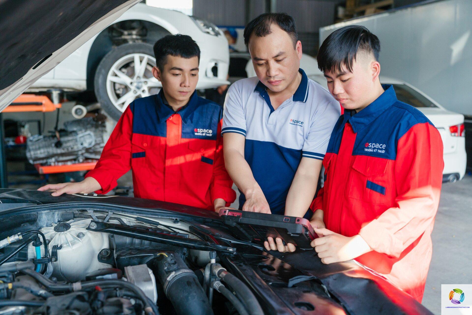 bằng cao đẳng công nghệ ô tô ra làm gì - Hình 4