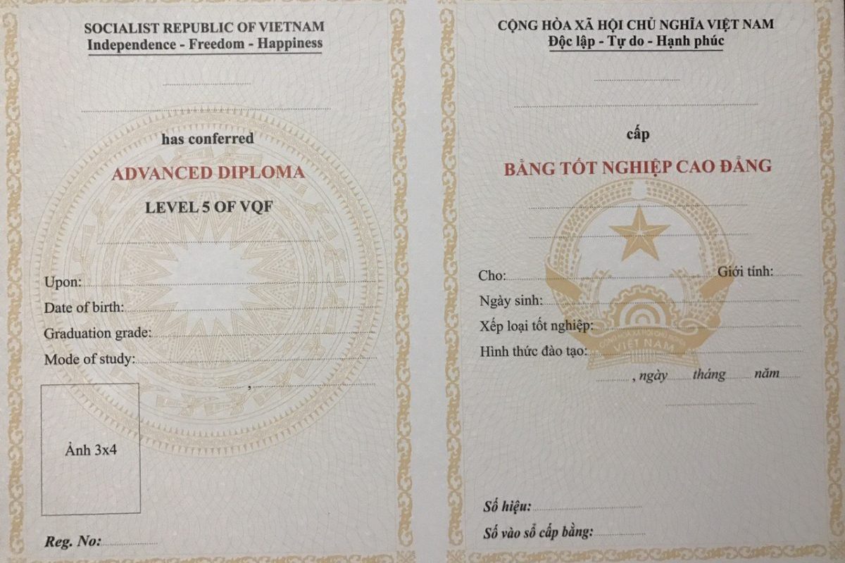 bằng cao đẳng dược có thi công chức được không