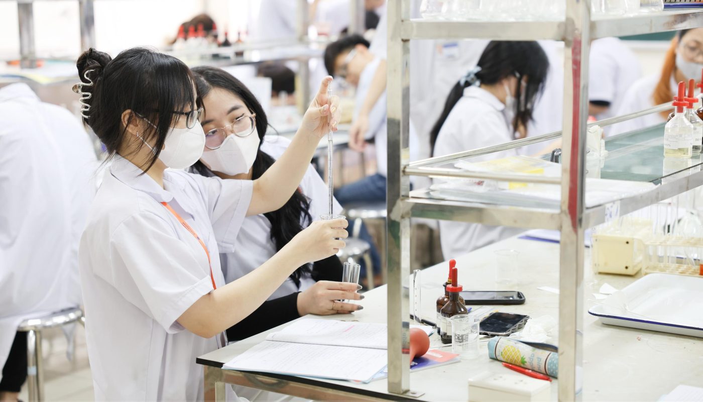 bằng cao đẳng công nghệ sinh học lương bao nhiêu